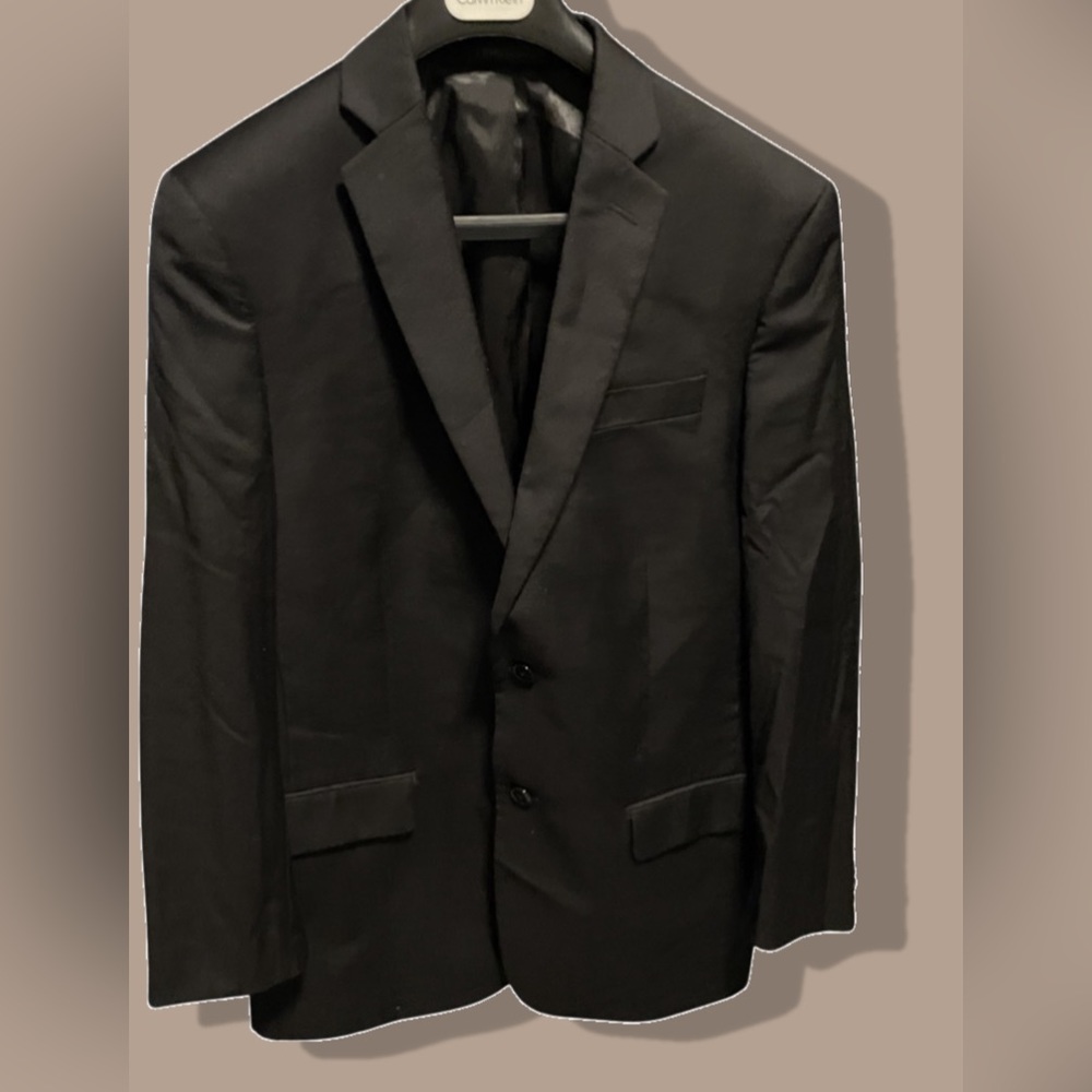 Calvin Klein Men’s suit